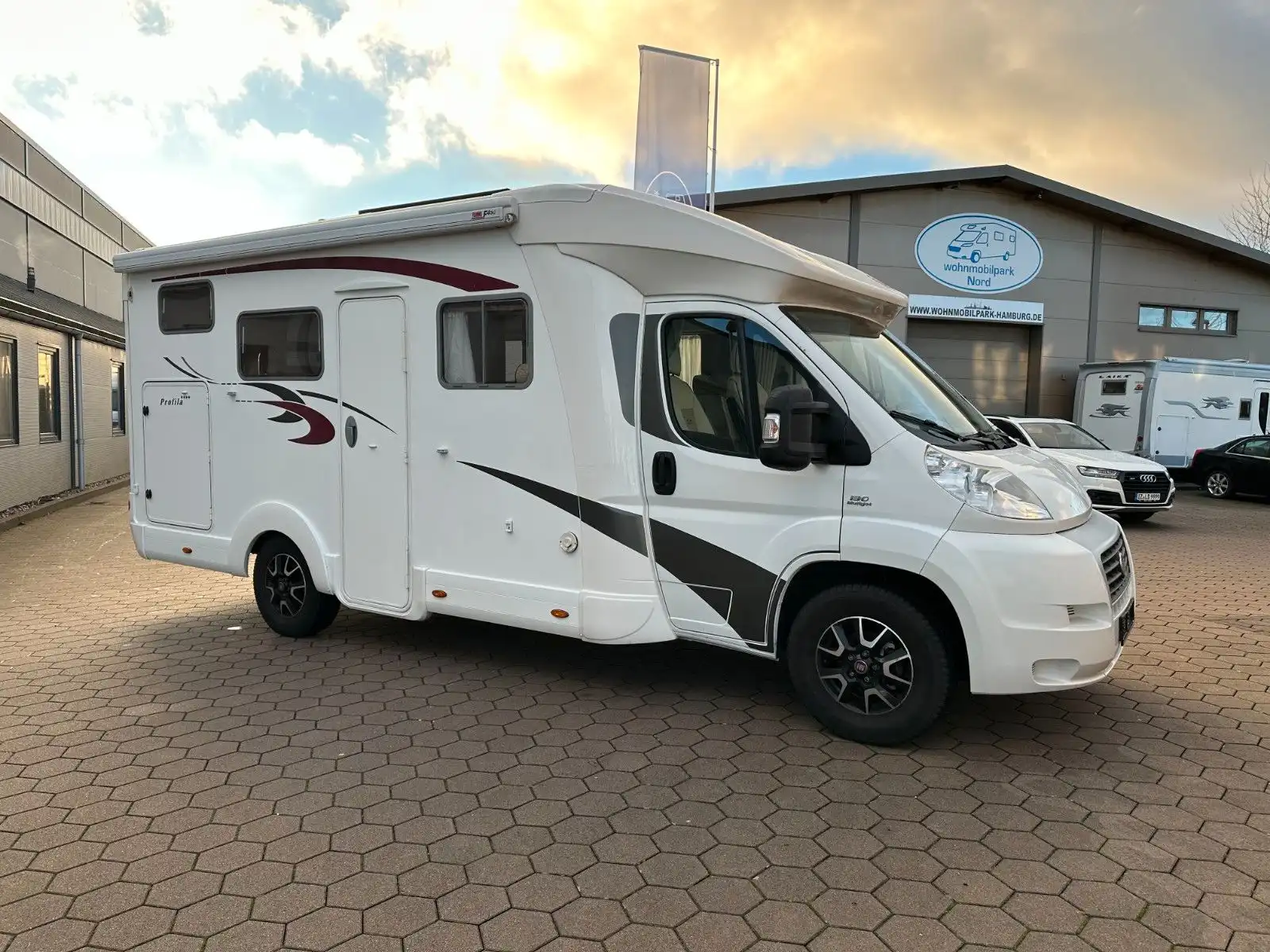 EURAMOBIL Profila T 660 HB